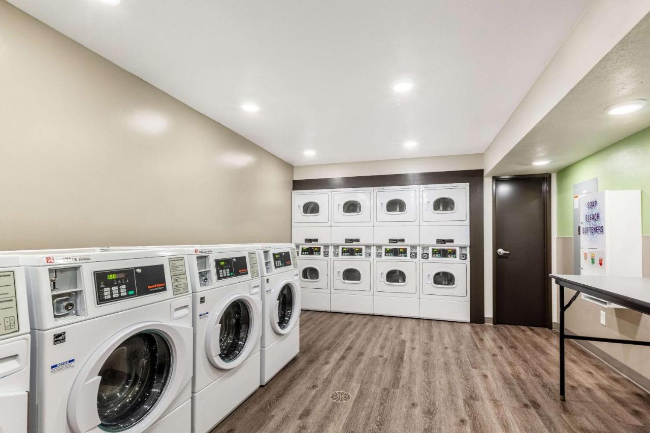 Woodspring Suites Indianapolis Airport South מראה חיצוני תמונה